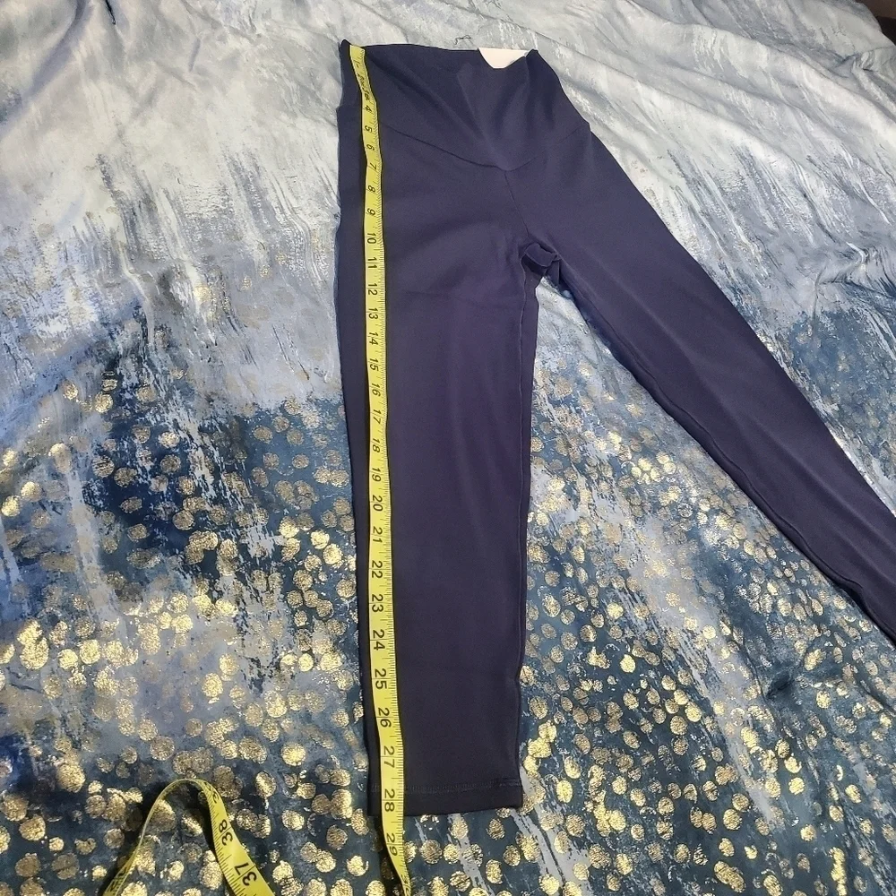 Women's OFFLINE By Aerie Real Me Cropped Legging High Rise Soft & Black Small - Picture 4 of 5